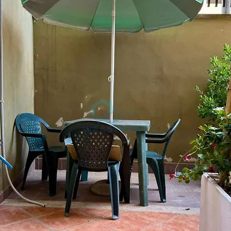 Cozy Garden Escape